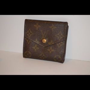 Louis Vuitton button wallet